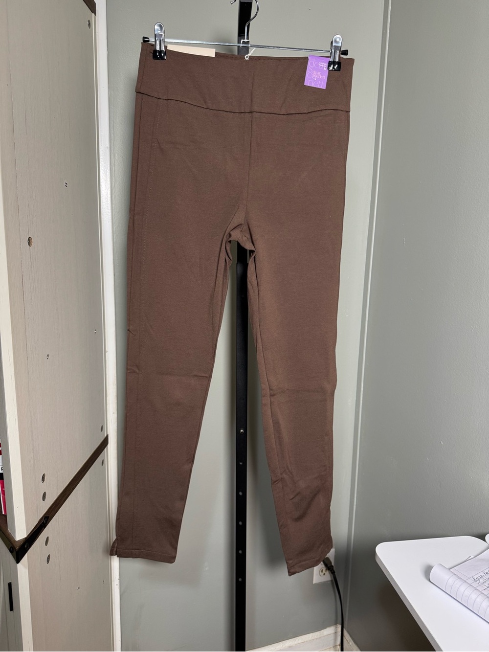 NWT Dear Scarlett Magic Skinny Pants